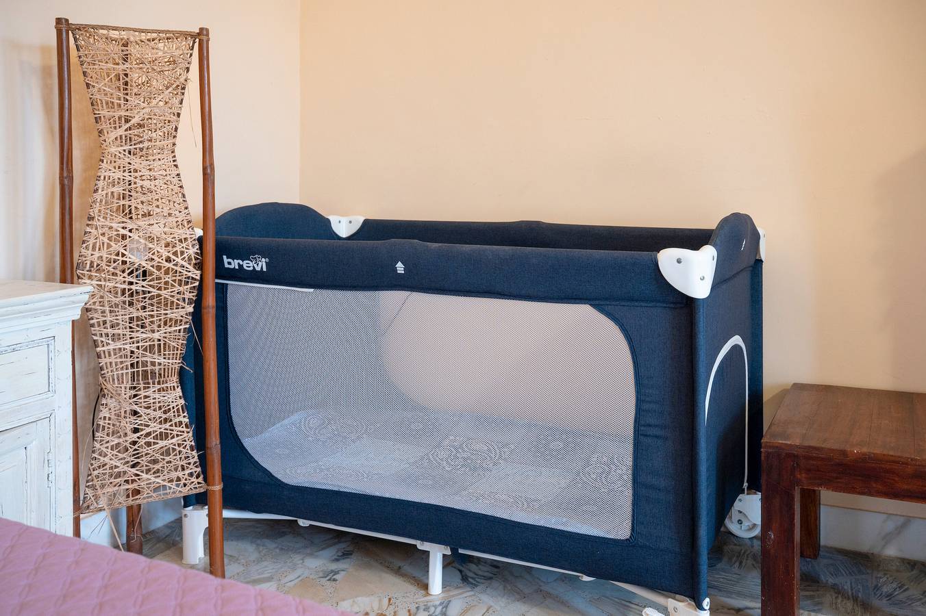 Hel lägenhet, Apartment 'Palazzo Costantini - Gerbera' with Shared Terrace, Wi-Fi and Air Conditioning in San Donato di Lecce, Lecce-provinsen