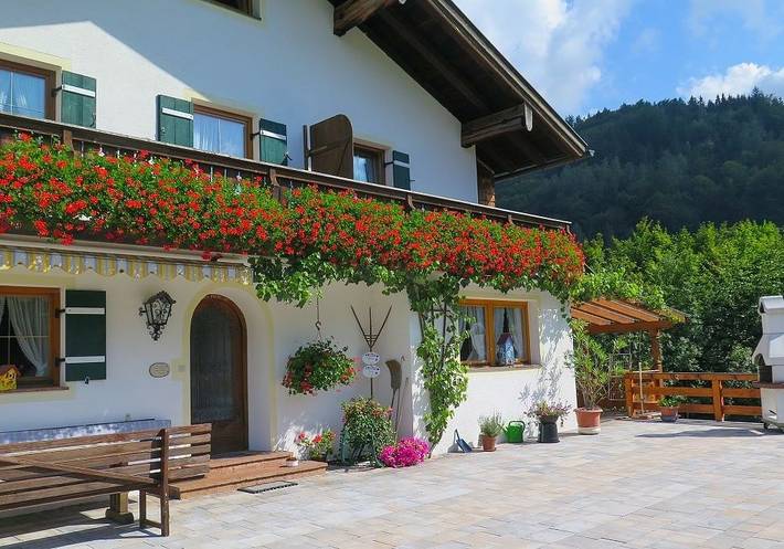 Bauernhof für 2 Personen, mit Terrasse und Garten in Berchtesgaden