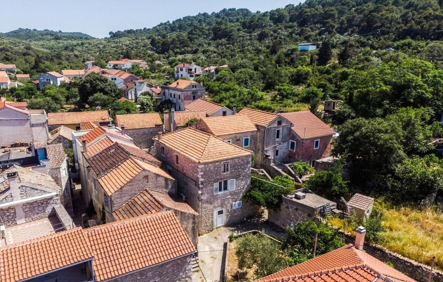 House Veli Iz oldtown in Zadar (Municipality), Iz