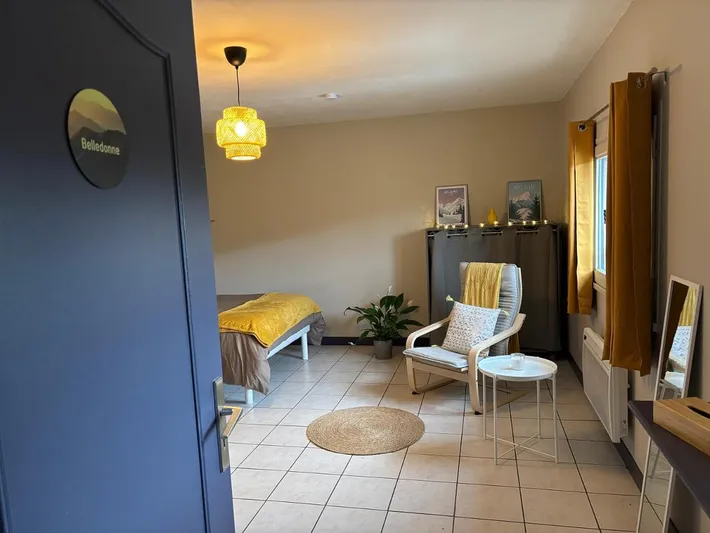Apartamento de vacaciones para 2 personas, con terraza además de vistas y jardín - 1