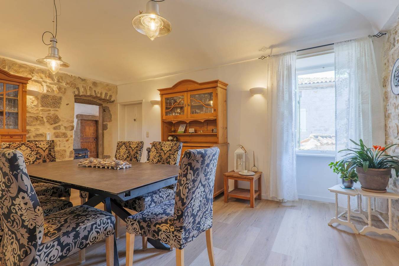 Gastenkamer 'Le Pigeonnier' met gedeeld zwembad, wifi en airconditioning, foto 14