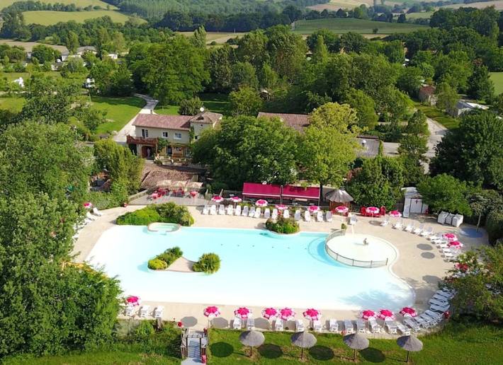 Mobil home pour 6 personnes, avec bassin pour enfant à La Romieu