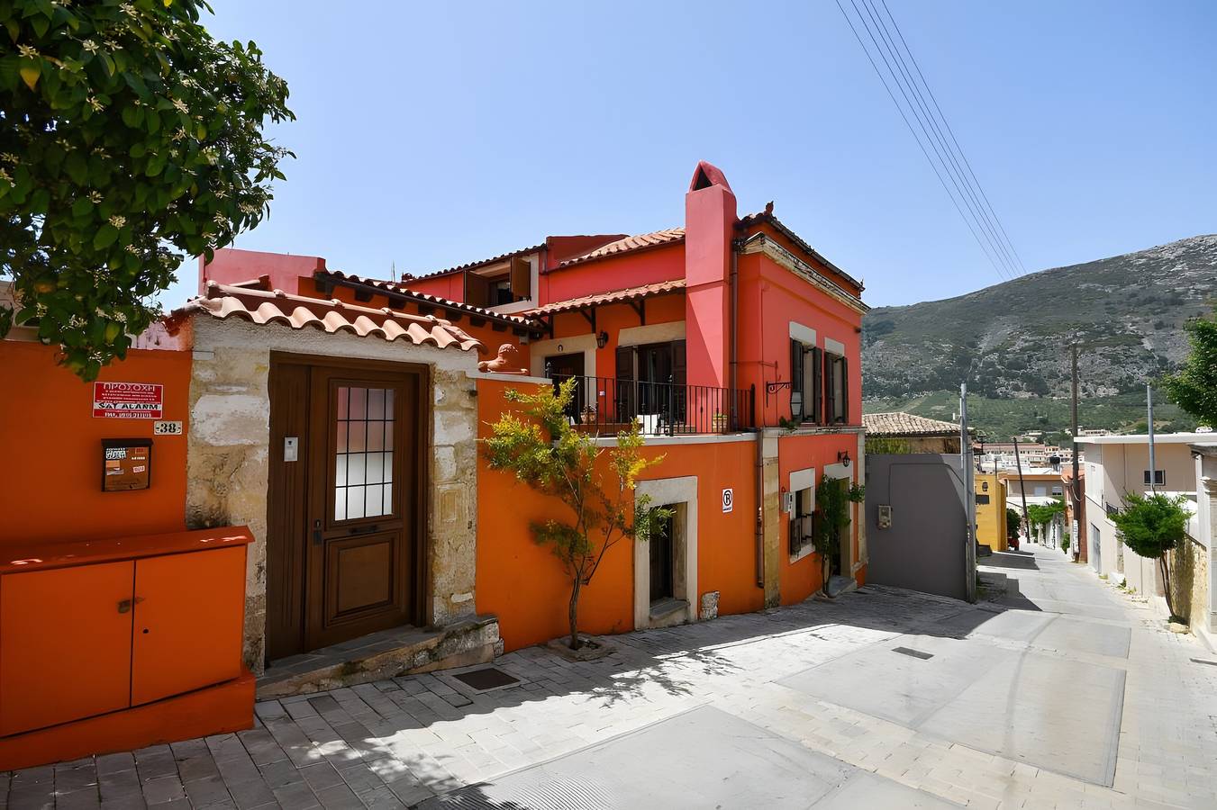 Ganzes Studio, Villa „Apartment 2“ mit privater Terrasse in Iraklio-Heraklion und Umgebung