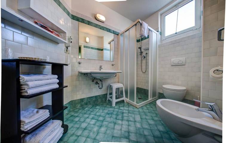 Hôtel pour 3 personnes, avec jardin, adapté aux familles dans Bellaria-Igea Marina - 4