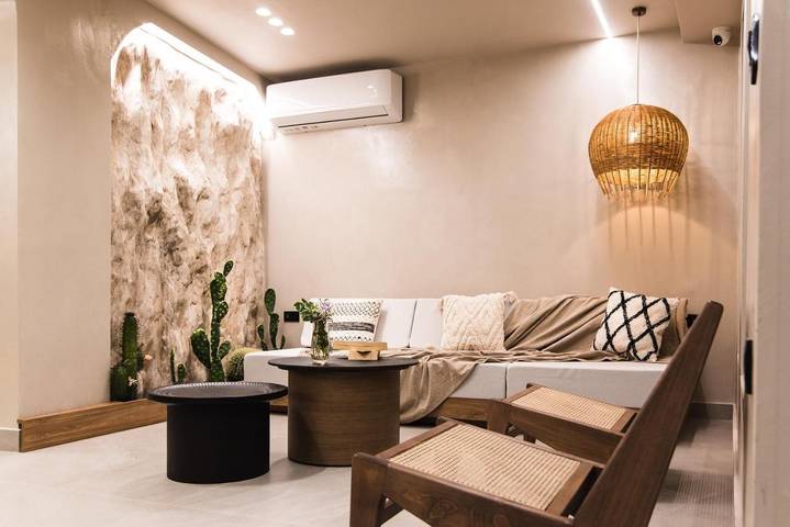 Gîte pour 2 personnes, avec vue ainsi que jardin et piscine dans Malia - 3