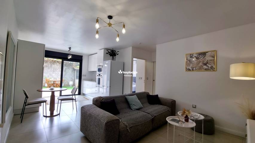 Gîte pour 2 personnes, avec terrasse et jardin dans Sainte-Clotilde - 4