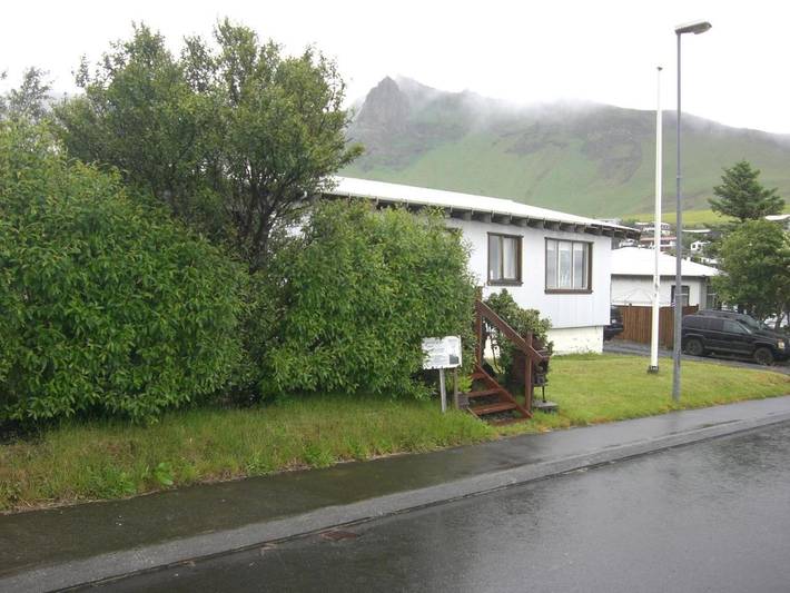 Maison d’hôte pour 2 personnes, avec vue et jardin dans Vík í Mýrdal