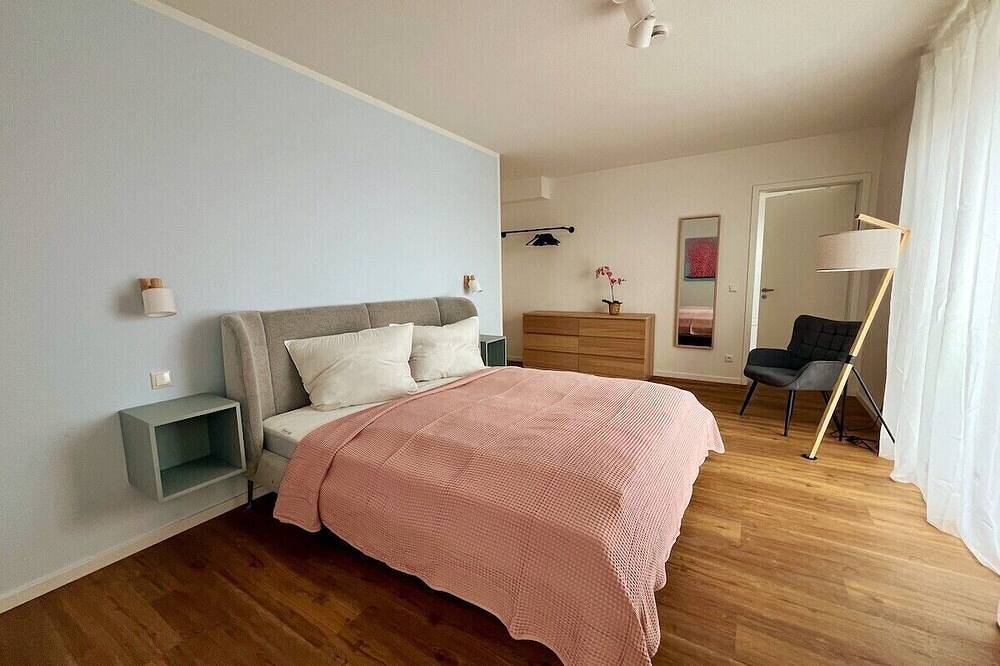Appartement entier, Appartement-Salle de bain privée in Offenbach-sur-le-Main, Offenbach