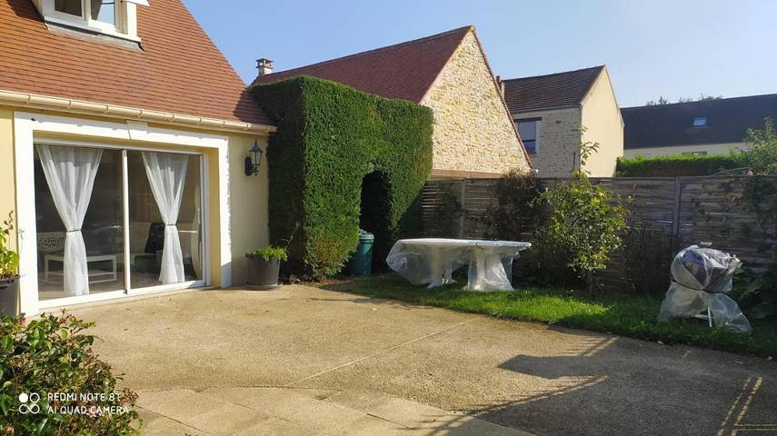 Location de vacances pour 6 personnes, avec Terrasse et Jardin à Réau