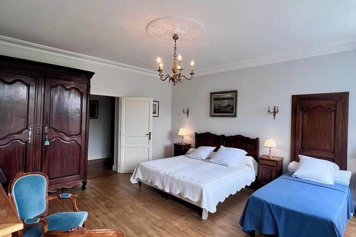 Location de vacances pour 12 personnes, avec jardin et balcon à Allassac - 4