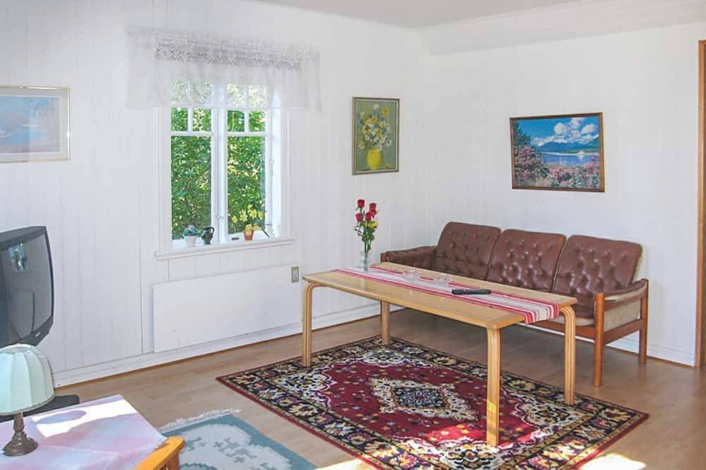 3 bedroom lovely home in Borrby in Österlen