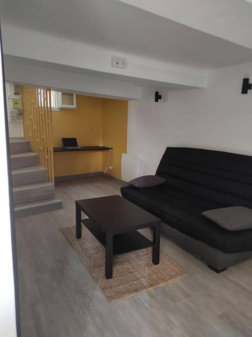 Gîte pour 4 personnes, avec jardin à Lambesc - 4