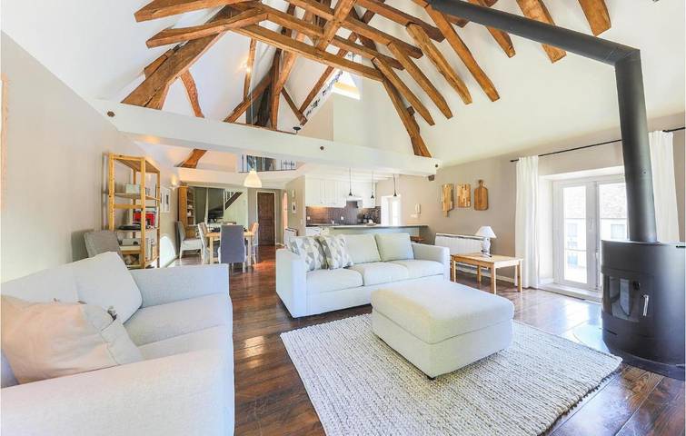Gîte pour 6 personnes, avec piscine et jardin à Ocquerre - 2