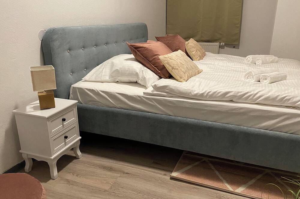 Ganze Wohnung, Modern & Zentral in der City I Küche I Waschmaschine I Balkon I für Firmen ideal in Stuttgart-Mitte, Stuttgart