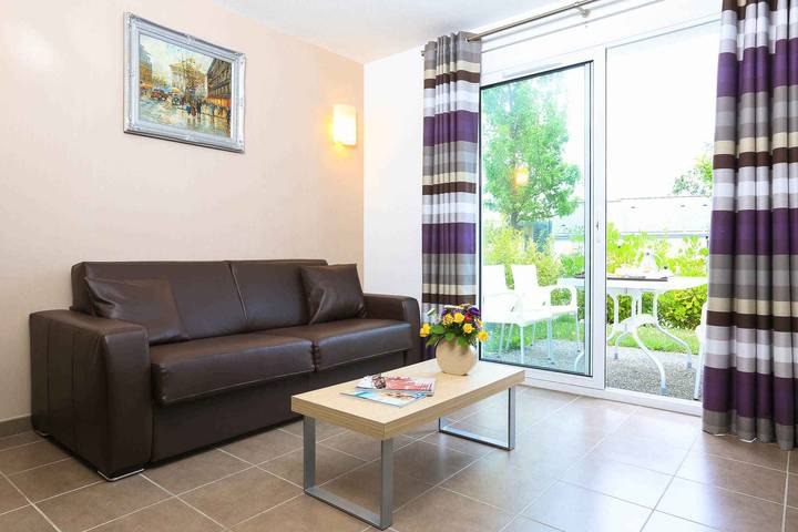 Appartement de vacances pour 4 personnes, avec piscine ainsi que sauna et balcon
