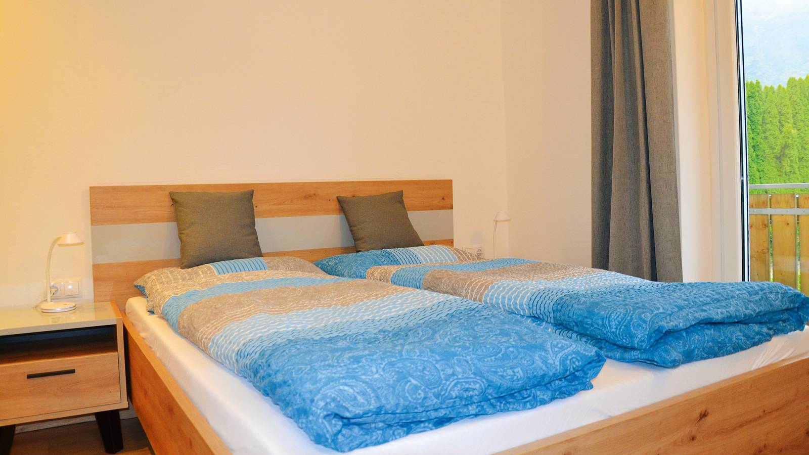 Ganze Wohnung, Ferienwohnung 'Residenz Sonnegg 4' mit Bergblick, Gemeinschaftspool und Wlan in Völlan, Lana