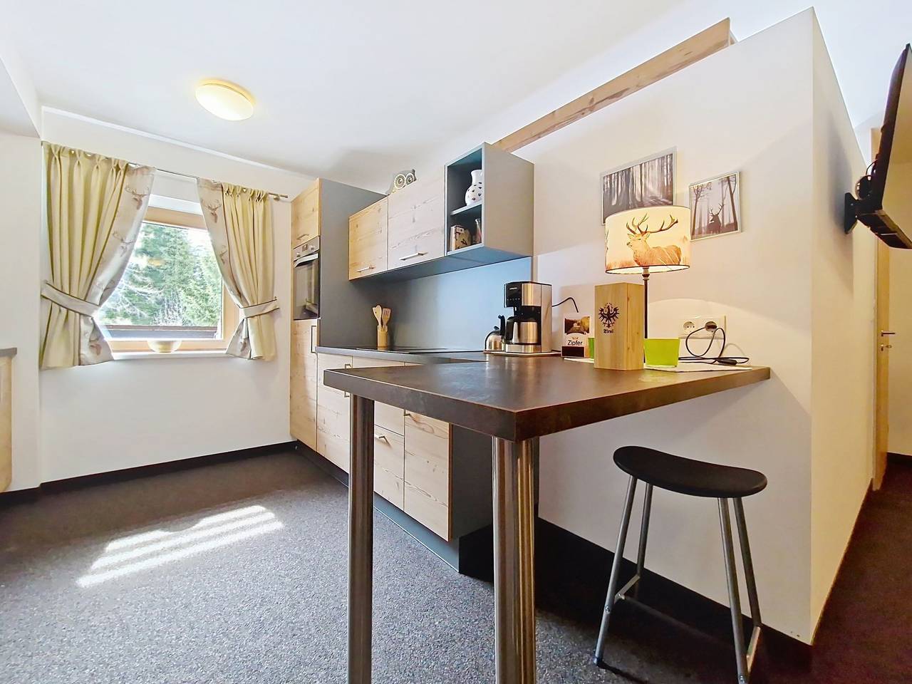 Ganze Wohnung, Naviser Hütte in Tuxer Alpen, Navis