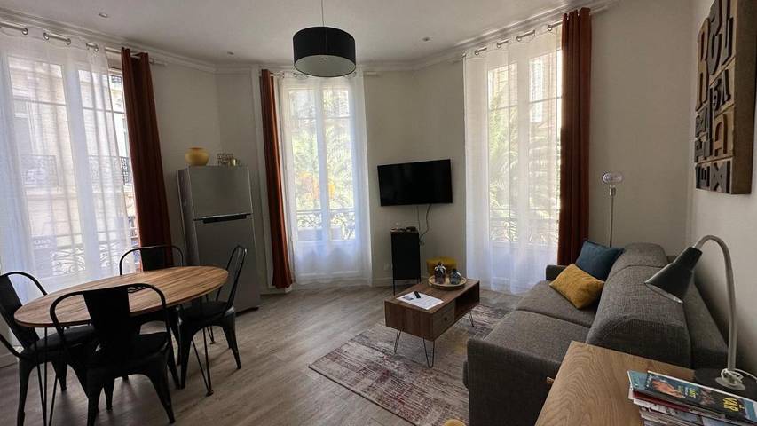 Gîte pour 4 personnes, avec balcon dans Gare De Toulon - 3