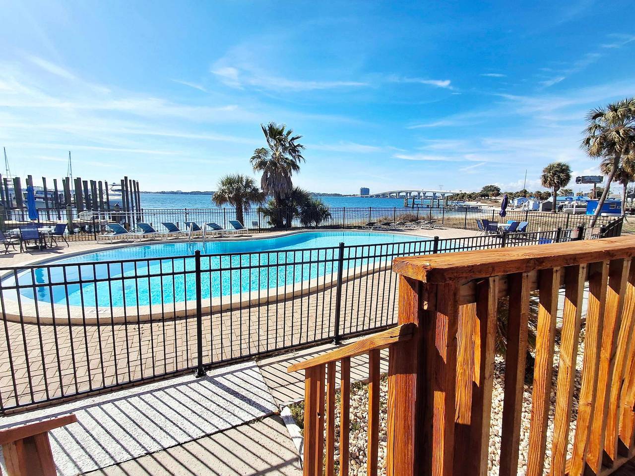 Ganze Wohnung, Waterfront 1-Bedroom Condo in Panama City in Panama City (Florida), Emerald Coast