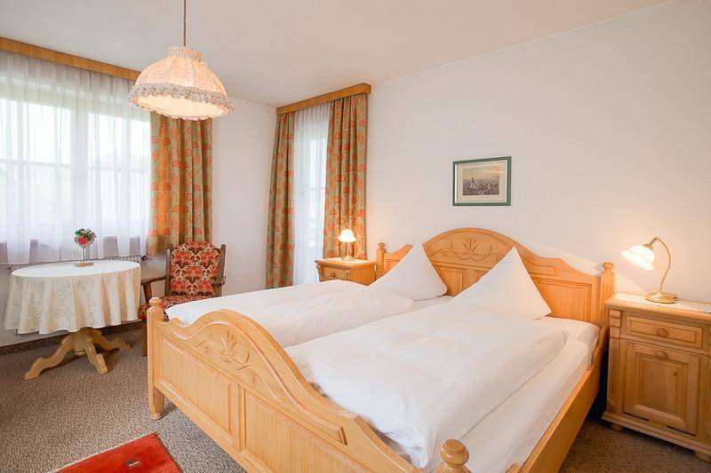 Doppelzimmer Typ "Neuer Landhausstil" in Radfeld, Kaisergebirge