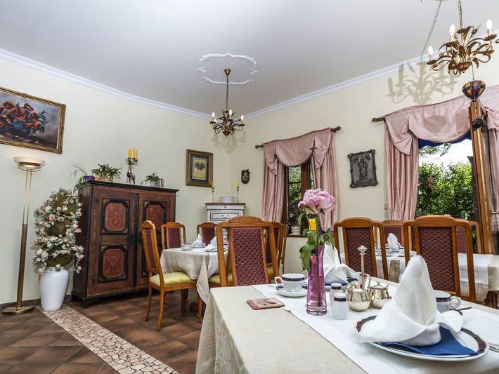 Hotel für 2 Personen, mit Balkon und Seeblick sowie Garten in Sankt Wolfgang im Salzkammergut - 3