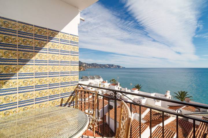Ganze Wohnung, Bahia 58 Apartments in Playa Carabeíllo, Nerja