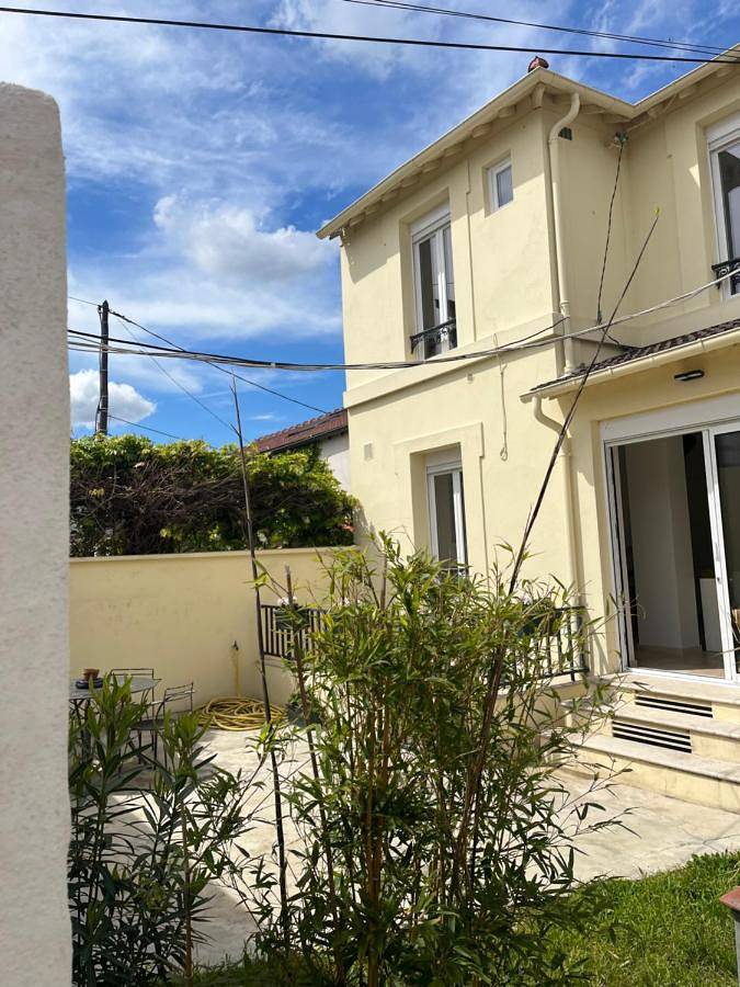 Location de vacances pour 4 personnes, avec terrasse à Colombes - 4