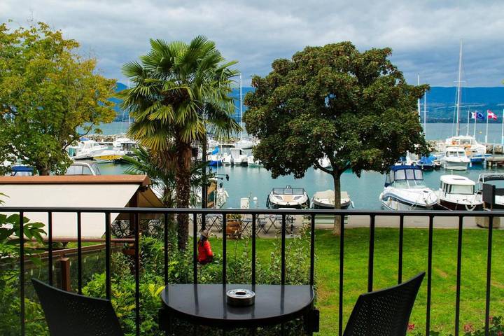 Hôtel pour 2 personnes, avec jardin ainsi que vue sur le lac et vue à Yvoire - 4