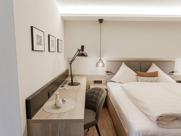 Hotel für 2 Personen, mit Terrasse und Sauna sowie Seeblick am Achensee