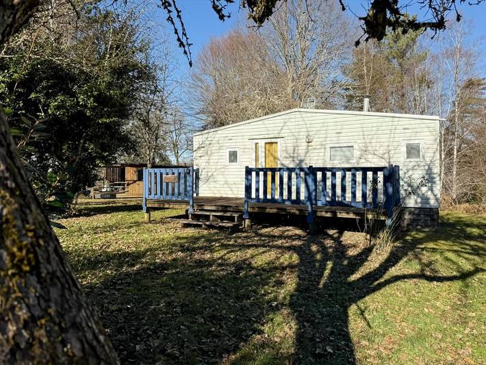 Camping pour 4 personnes, avec Terrasse et Jardin