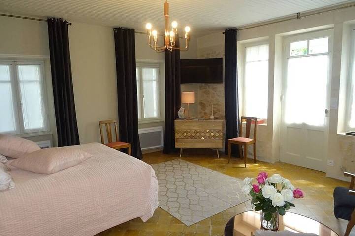 Location de vacances pour 2 personnes, avec jardin à Eyrans - 3