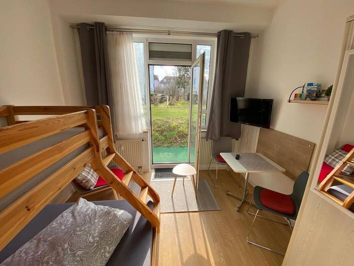 Ferienwohnung für 2 Personen, mit Terrasse und Garten in Klotzsche