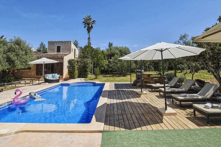 Villa for 6 people, with pool - 1