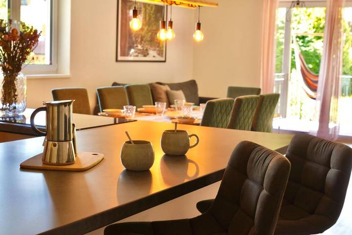 Ferienwohnung für 9 Personen, mit Ausblick und Balkon - 1