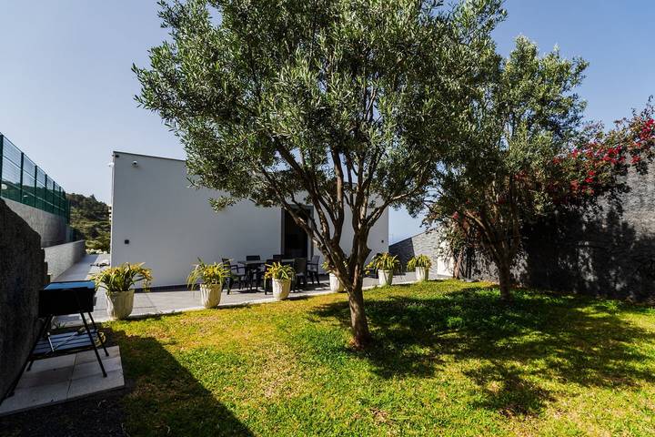 Ferienhaus für 6 Personen, mit Meerblick und Garten