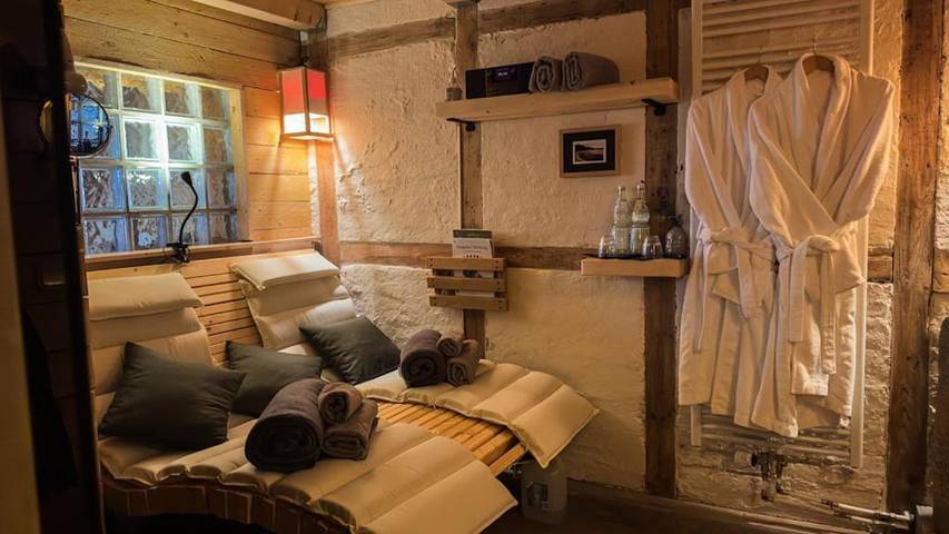 Ferienhaus für 2 Personen, mit Terrasse und Garten sowie Sauna in Halle
