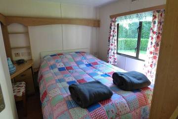 Camping pour 4 Personnes dans Gouvets, Cotentin, Photo 1