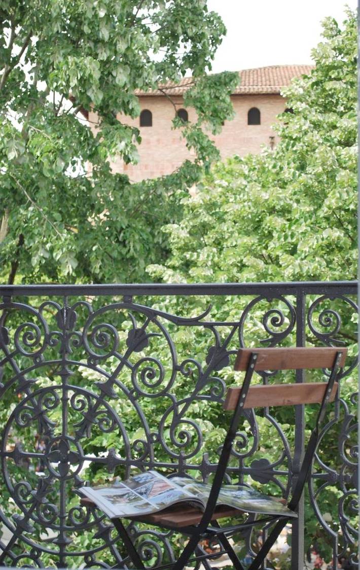 Hôtel pour 3 personnes, avec balcon dans Basilique Saint-Sernin (Toulouse) - 4
