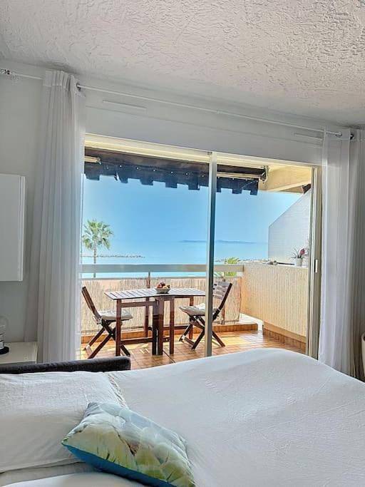 Gîte pour 3 personnes, avec balcon et vue, animaux acceptés dans Plage de l'Esplanade-des-Goëlands