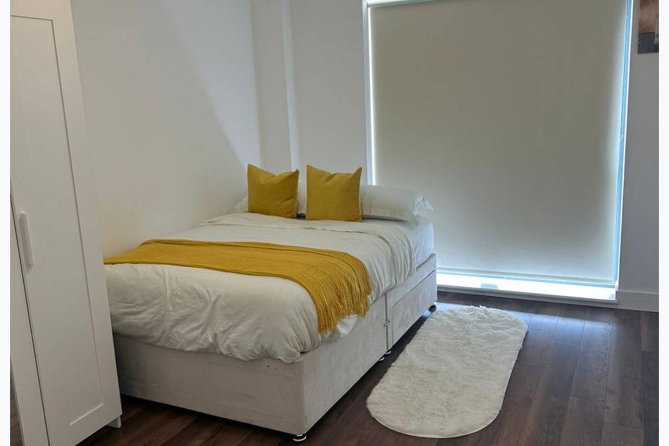Entire holiday apartment, Joyden's Wood 2-Bed Apt, Sleeps 4 with Wifi in Dartford, Kent