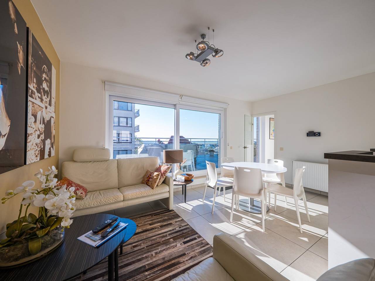 Geheel appartement, Exclusieve penthouse met 2 zonnige terrassen in Middelkerke, Belgische Kust