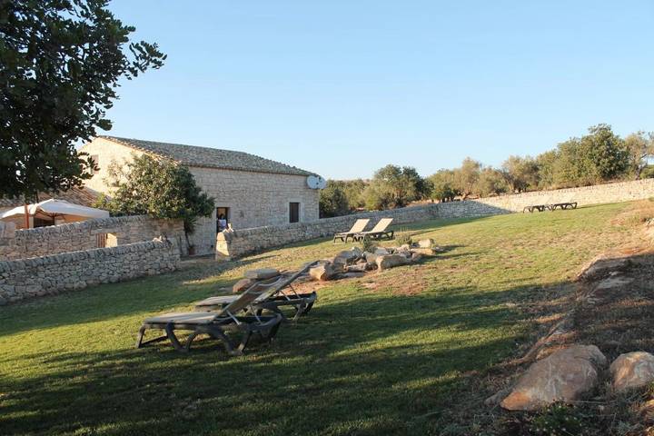 Maison de campagne pour 2 personnes, avec vue et jardin à Ragusa - 2