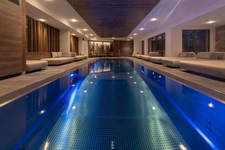 Hôtel pour 2 personnes, avec jacuzzi et jardin ainsi que sauna et piscine