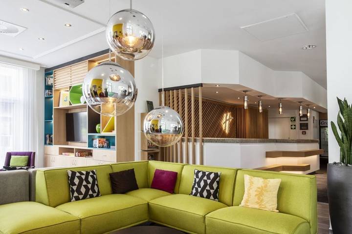 Hotel für 4 Personen, mit Terrasse in Neuss