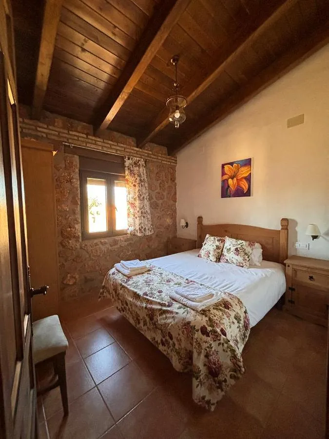 Casa de vacaciones para 6 personas, con jardín además de piscina y terraza, Se admiten mascotas - 1