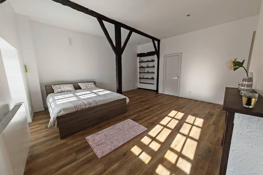 Upscale family villa in Saint-Sever, Landes