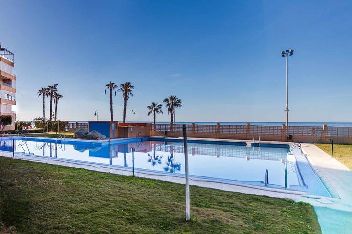 Ferienwohnung für 7 Personen, mit Balkon und Pool - 1