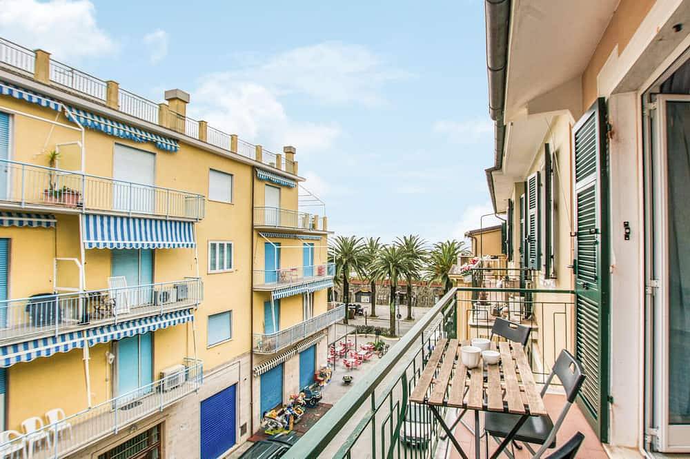 Appartamento intero, Splendido appartamento con 2 camere da letto a. in Bagni Jolanda, Moneglia