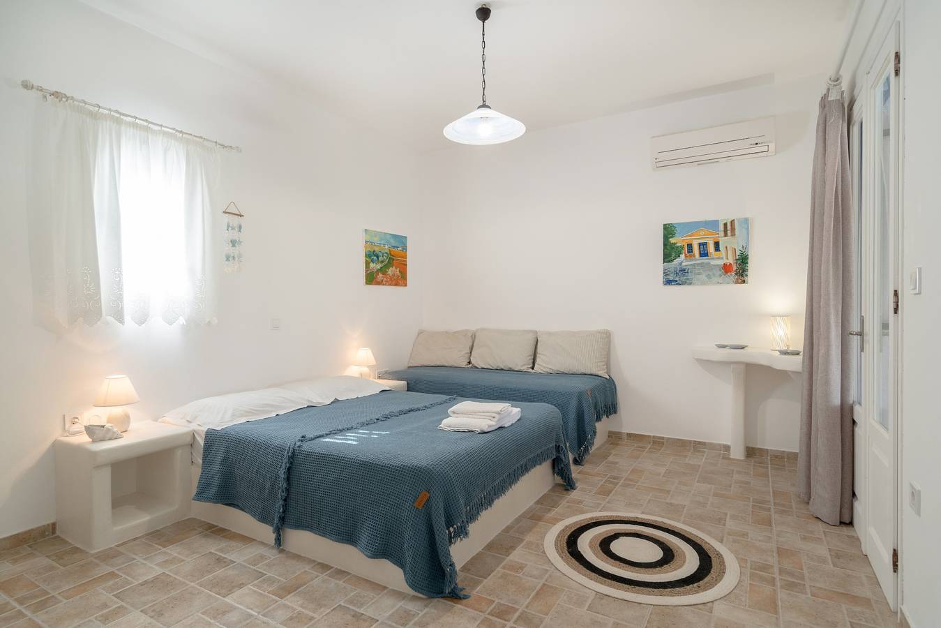 Vakantiehuis "Maria's Village Villa Anemomylos" met Uitzicht op Zee, Privé Terras & Wifi in Aliki, Paros