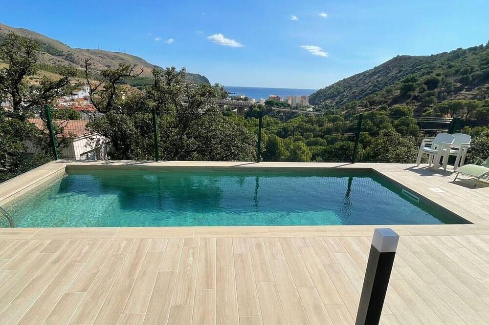 Casa con piscina privada en Colera in Colera, Alt Empordà